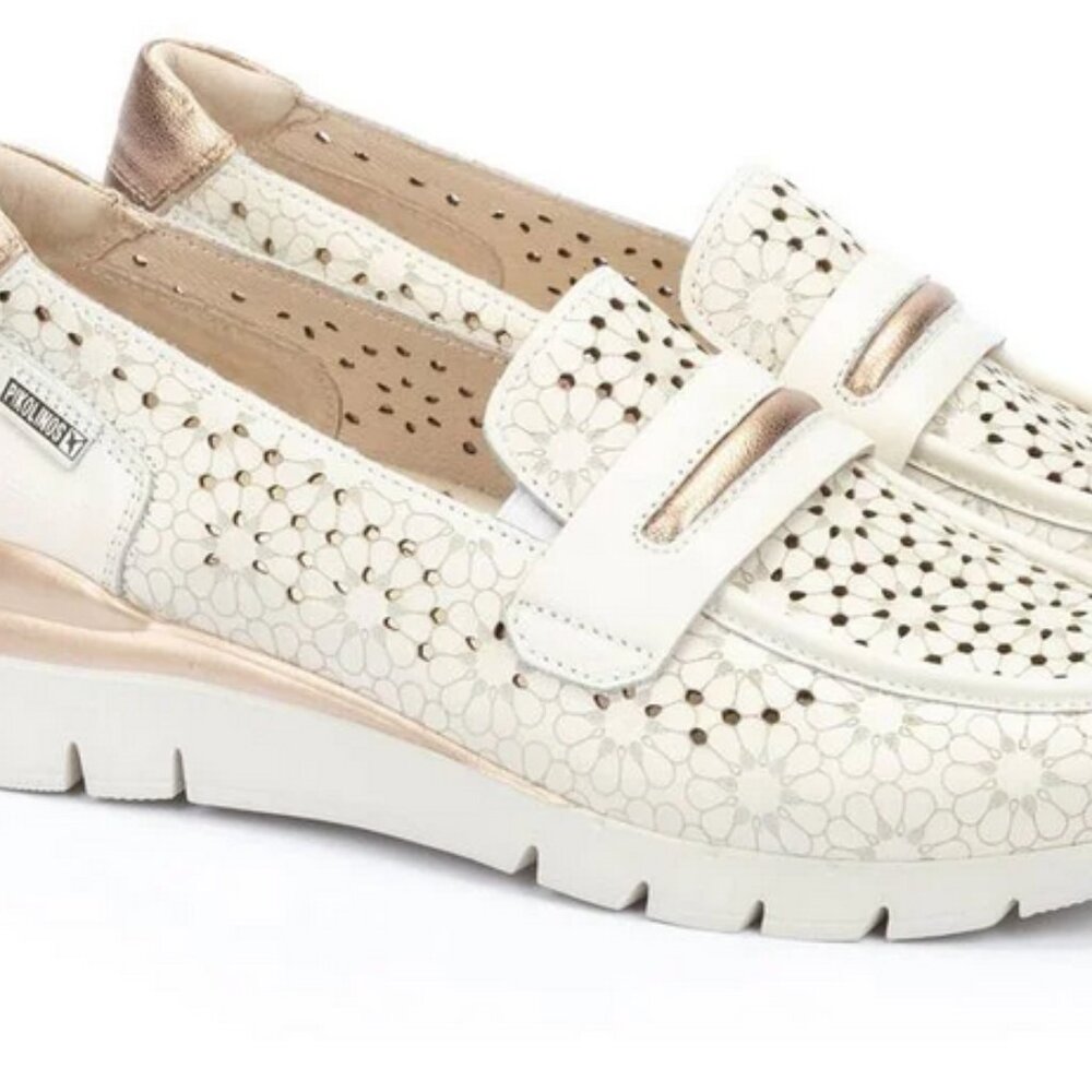 Pikolinos  NWOT CANTABRIA Women's  Slip on Loafer in Nata, Size 39/8-8.5